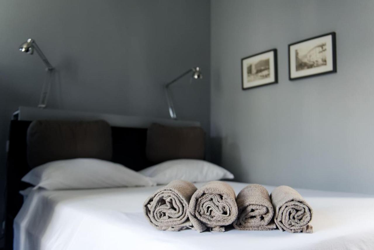 Apartament Via Mentana 32 - The House Of Travelers Como Zewnętrze zdjęcie