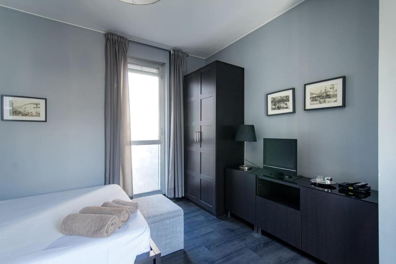 Apartament Via Mentana 32 - The House Of Travelers Como Zewnętrze zdjęcie