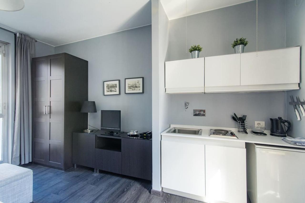 Apartament Via Mentana 32 - The House Of Travelers Como Zewnętrze zdjęcie