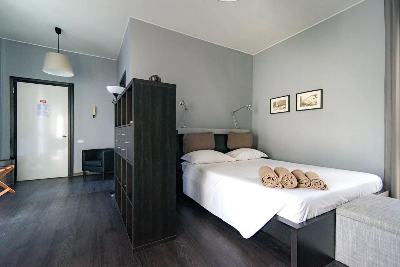Apartament Via Mentana 32 - The House Of Travelers Como Zewnętrze zdjęcie