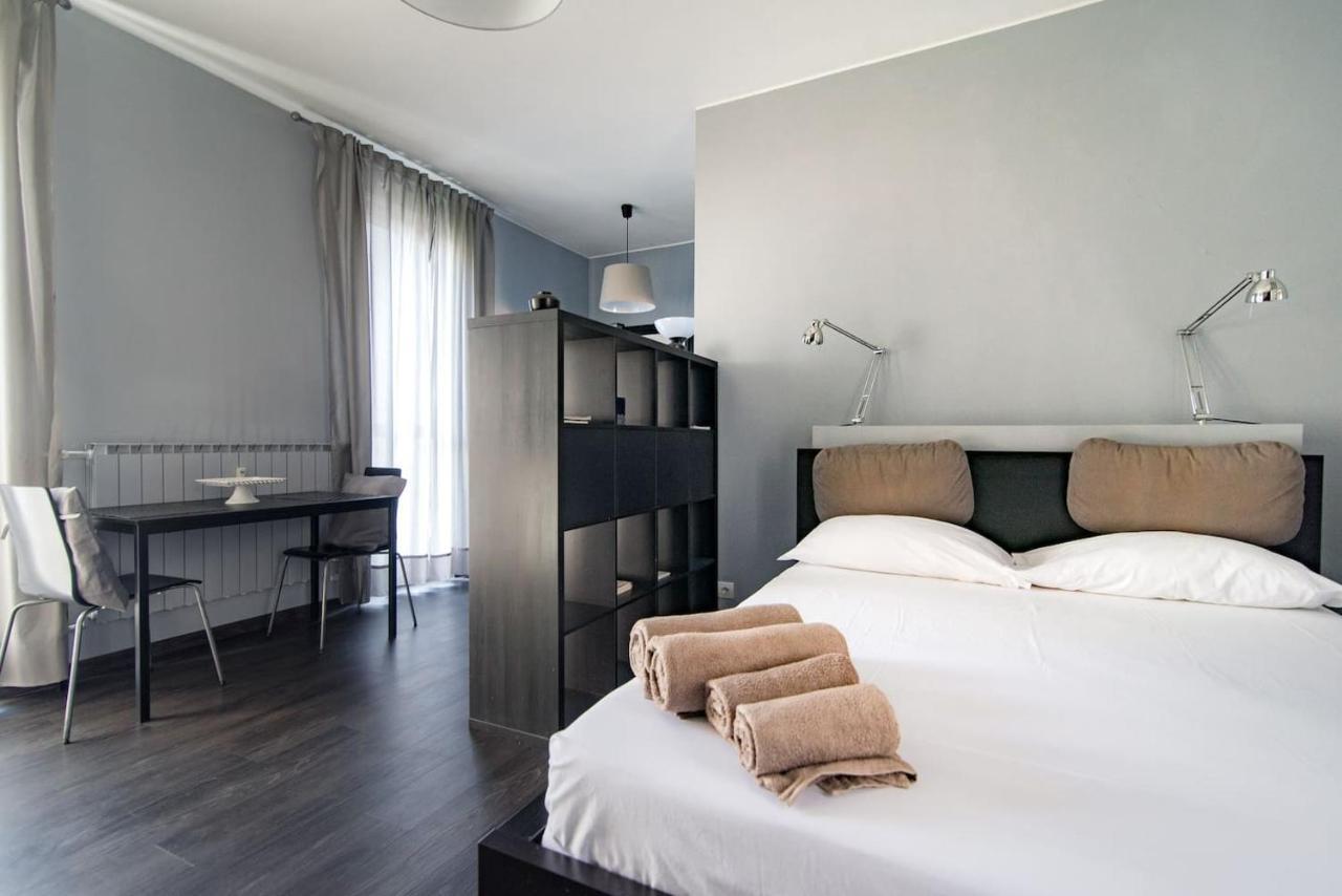 Apartament Via Mentana 32 - The House Of Travelers Como Zewnętrze zdjęcie