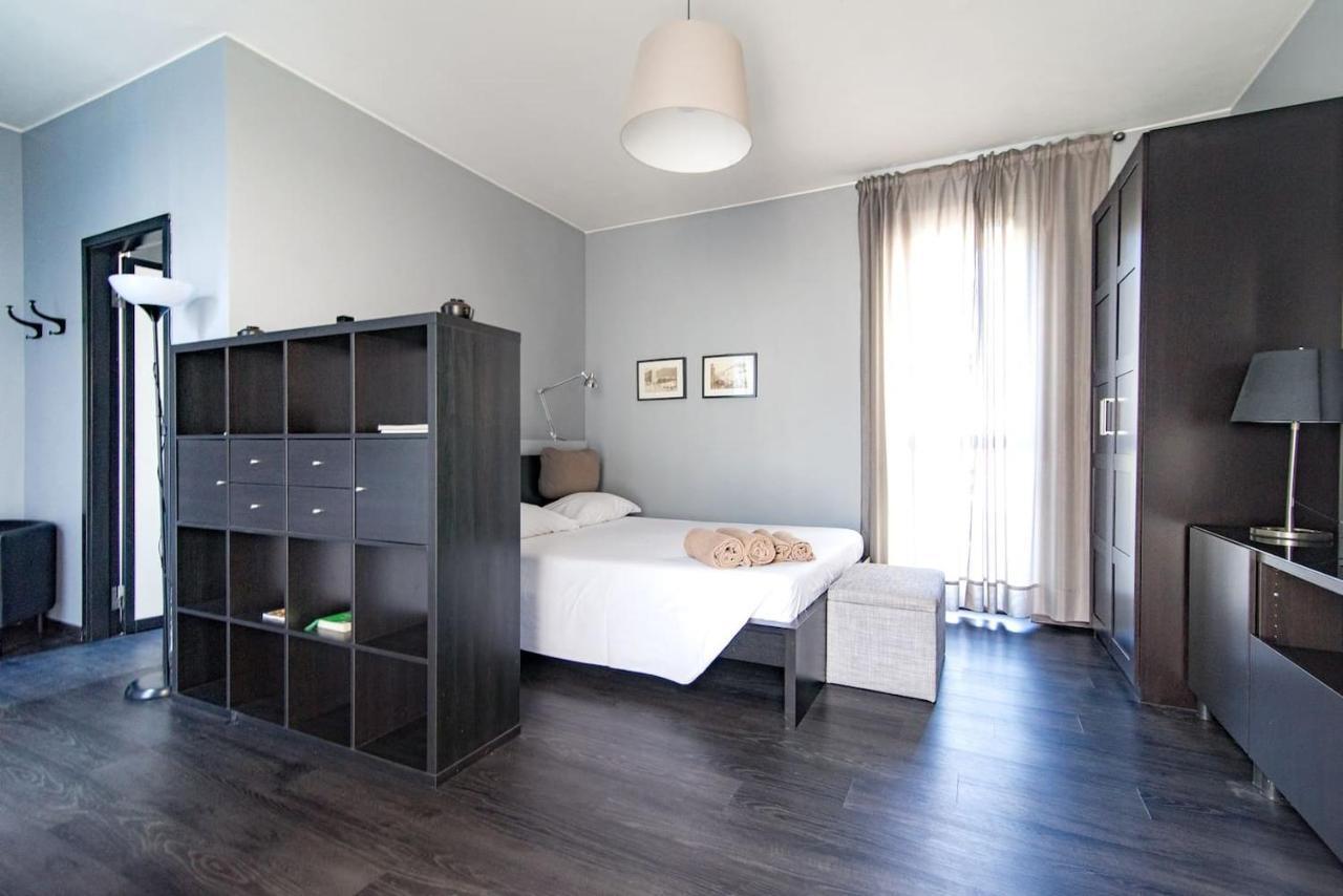 Apartament Via Mentana 32 - The House Of Travelers Como Zewnętrze zdjęcie