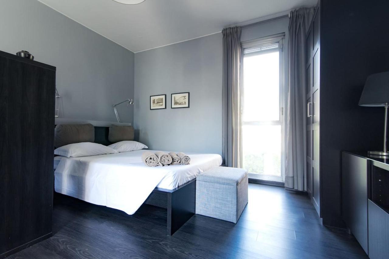 Apartament Via Mentana 32 - The House Of Travelers Como Zewnętrze zdjęcie